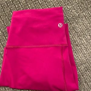 Perfect condition lululemon wunder train 28”